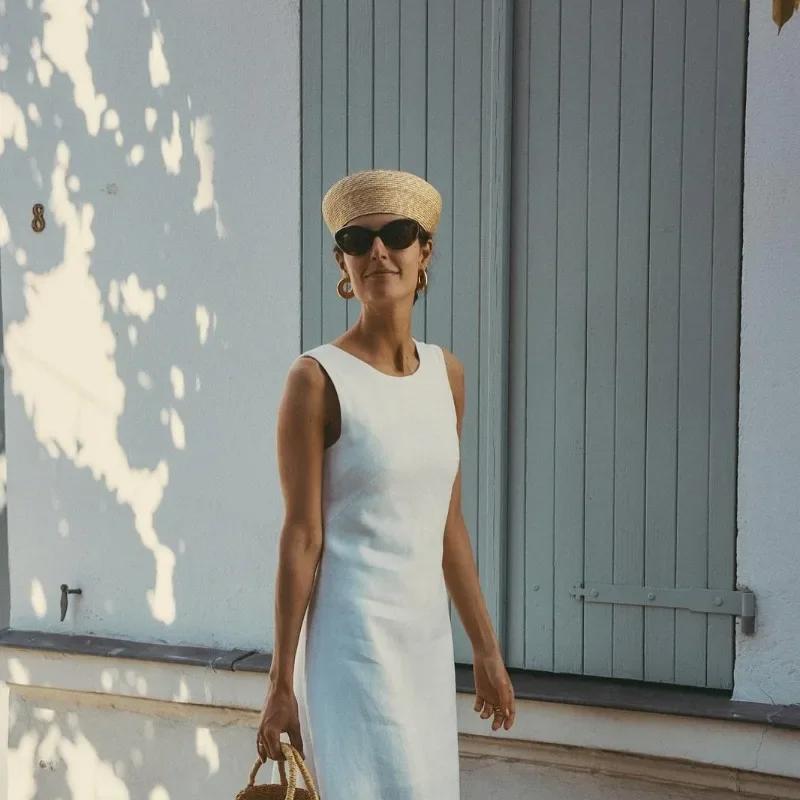 2025 Nouveau Béret en Paille Tressé à la Main pour l'Été Chapeau de Soleil Naturel pour Femme Chapeau de Paille Rond à Sommet Concave Chapeau de Plage pour Église Derby Fête