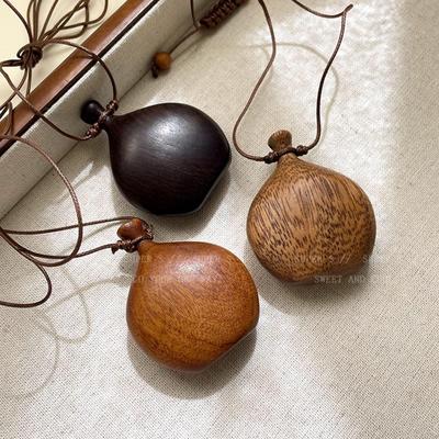 Elegant Wooden Gourd Pendant Necklace: Chinese National Style, Simple & Versatile for Women