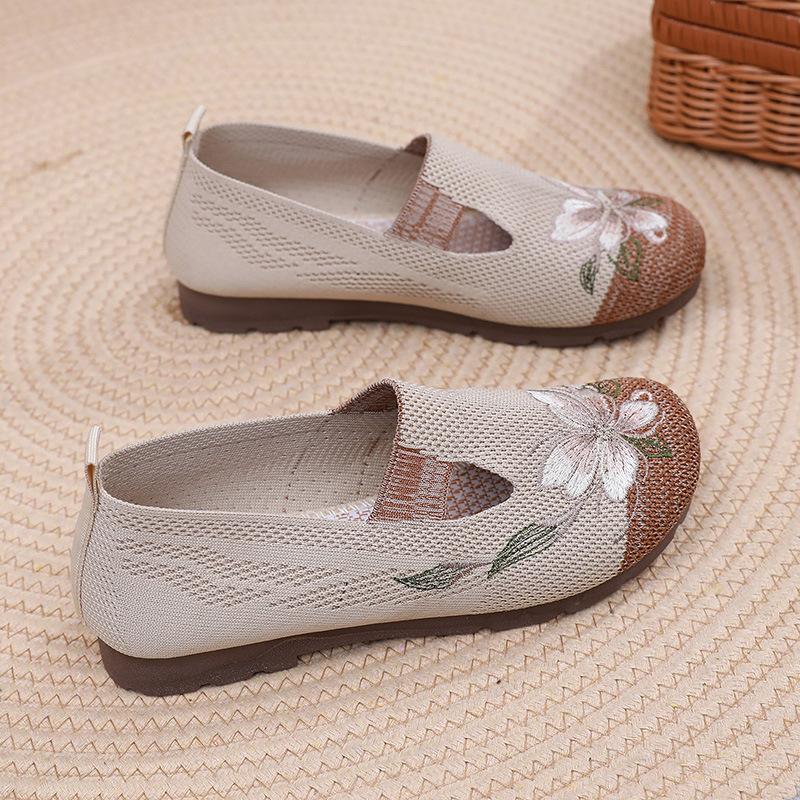 New Style of Cloth Shoes, Single Shoes, Comfortable and Breathable, Soft-soled Shoes, Embroidered Flat Casual Shoes