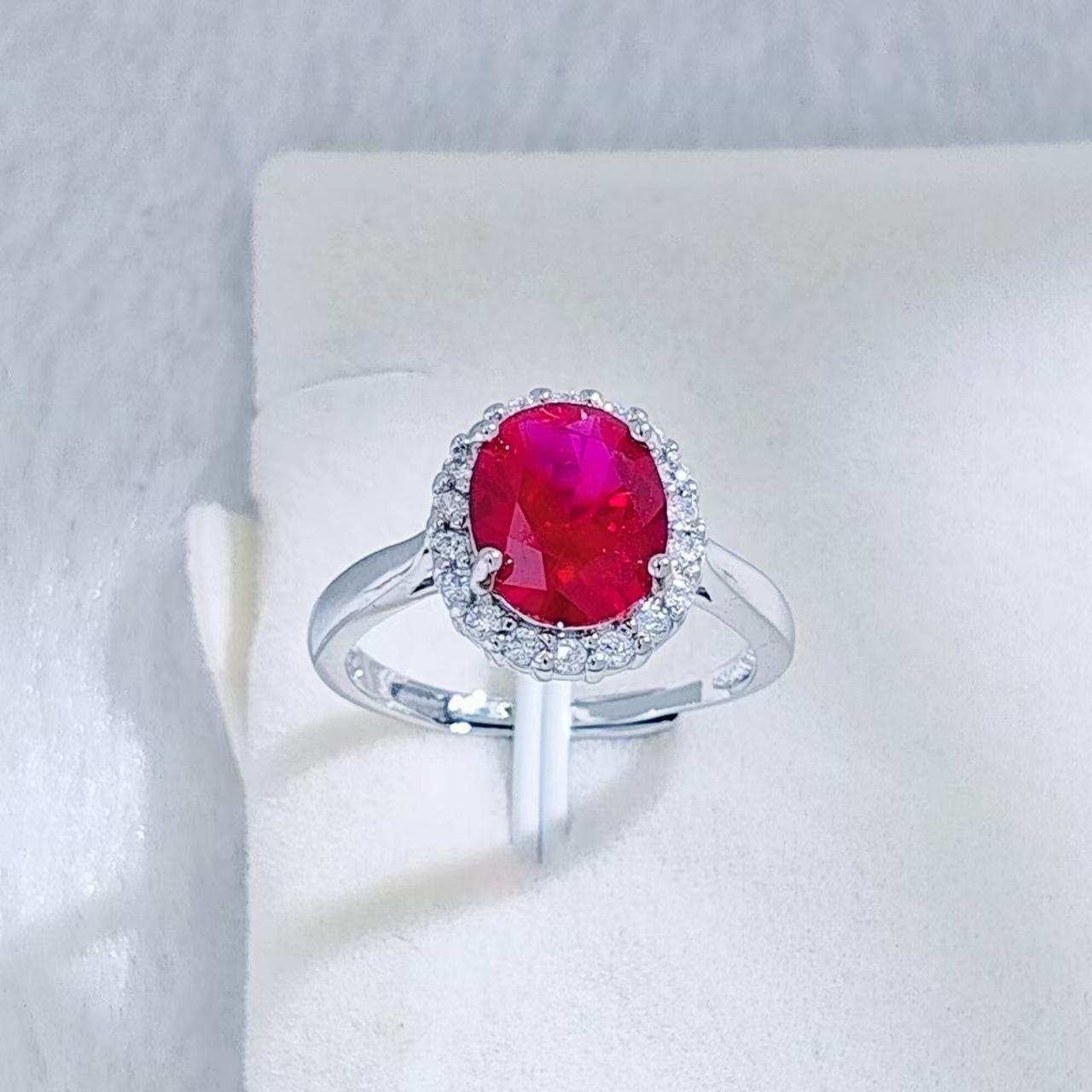 Adjustable Women s Imitation Blue Spinel  Ruby Ring - Fashionable Openable High-End Jewelry Adjustable