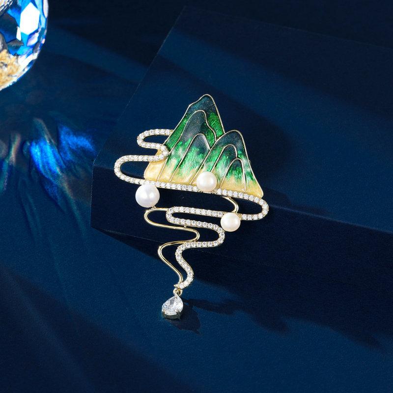 

Guochao Wanli Горы и реки Ципао Пресс-клапан Платья Аксессуары Фиксированная булавка Женская Высококачественная масляная капающая пейзажная брошь зелёный