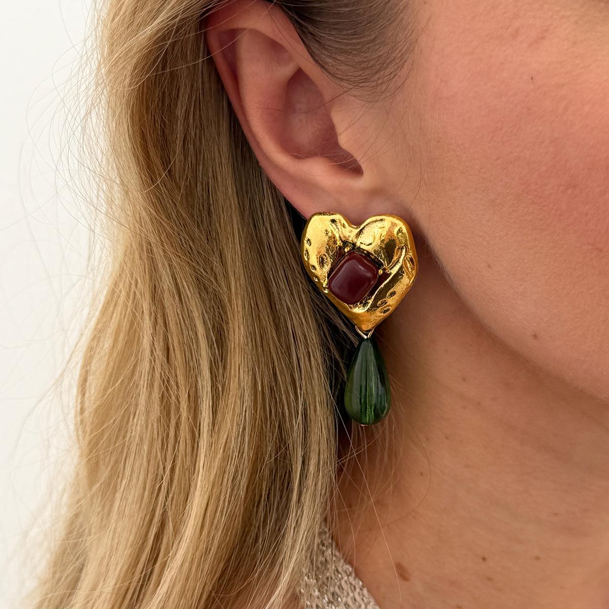 

Metal Heart-shaped Pendant Earrings, Vintage Fashion Jewelry, Daily Accessories, Hammer Pattern Design Gifts