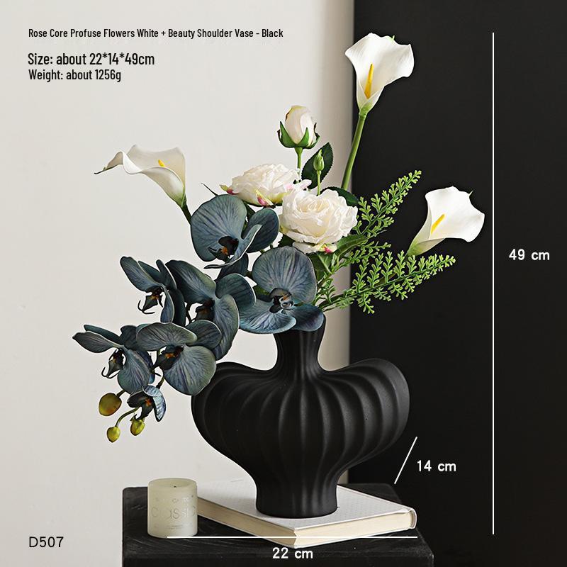 Luxuriöser künstlicher Blumenstrauß zur Dekoration von Wohn- oder Esszimmer