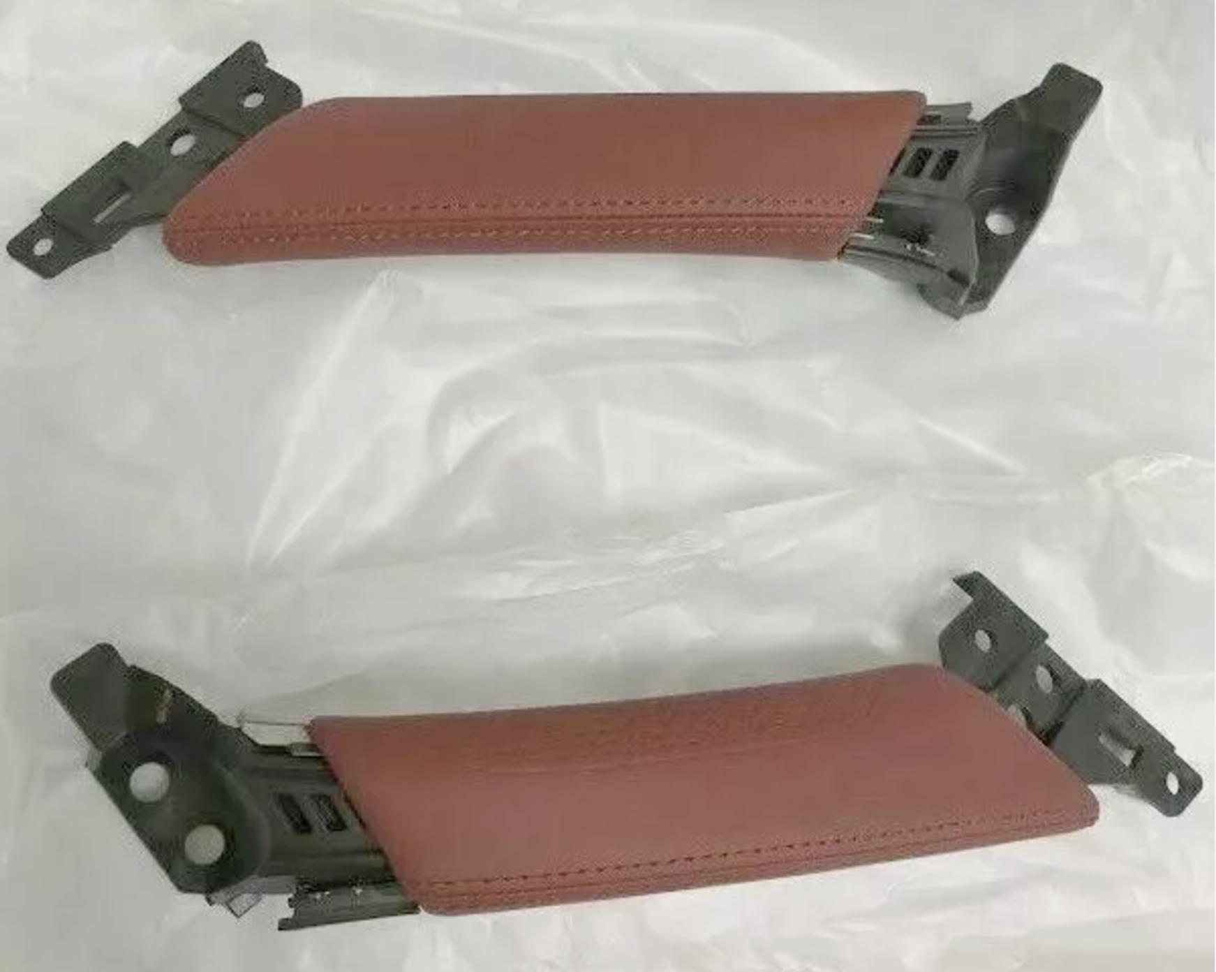 

Nissan Genuine Pair Set Red R35 GTR 07-10 Front Inner Door Pull Handle RH &