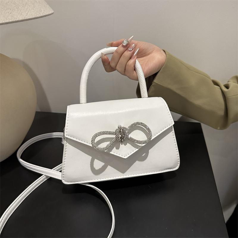 Gentle Fashion Simple Temperament Handbag Early Spring Versatile Shoulder Messenger Bag Small Square Bag Women