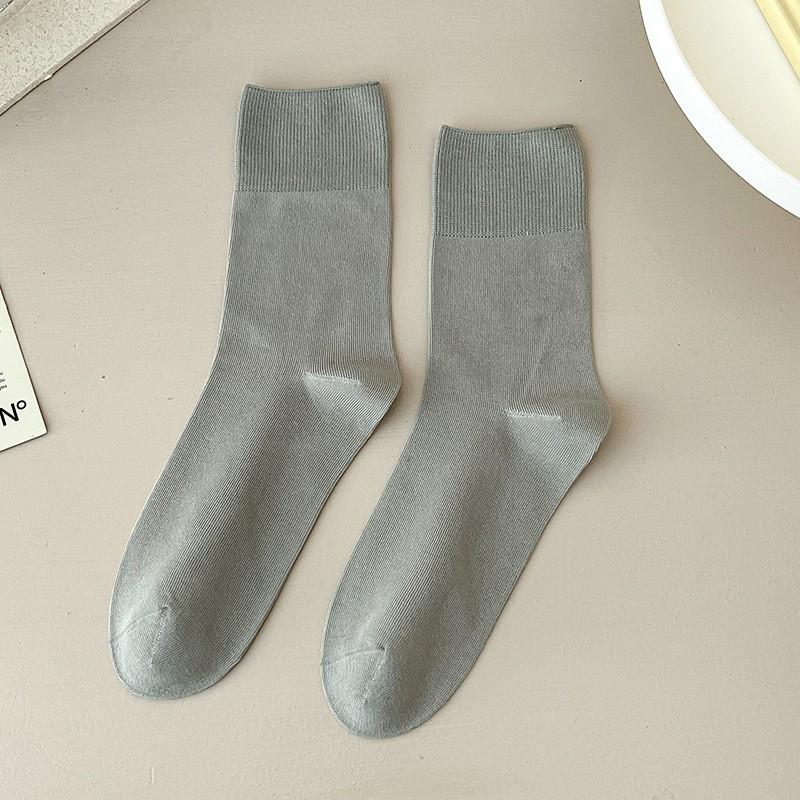 Women's Pure Cotton Mid-Tube Socks - High Breathability and Sweat-Absorbent for Autumn and Winter
