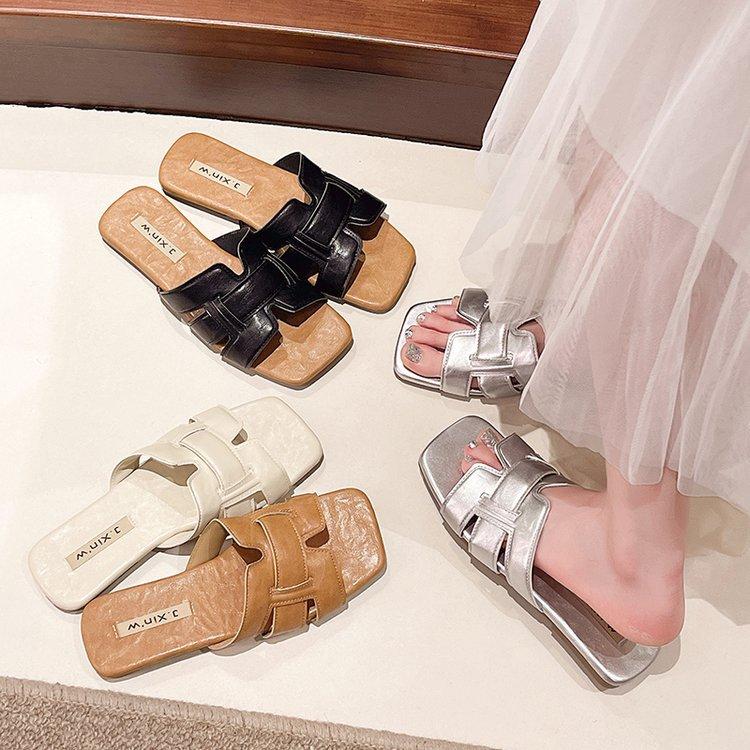 2025. gada jaunas, mīkstas ādas, mīkstas zoles, vasaras čības ar plakanu dibenu, sieviešu vasaras modes virsdrēbes, vasaras vienvārdu velkamās, karstas, vējainas sieviešu kurpes