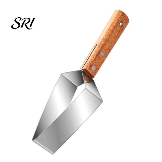 Outdoor Picnic Fruit Cutter Watermelon Slicer Stainless Steel Tool with Wooden Handle Ergonomic Kitchen Slicing for Cantaloupe Apples Easy Clean