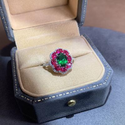 Inlay Diamond Ruby Green Ring Fashion and High Quality Engagement Flower Ring Gorgeous and Charm Wedding Jewelry