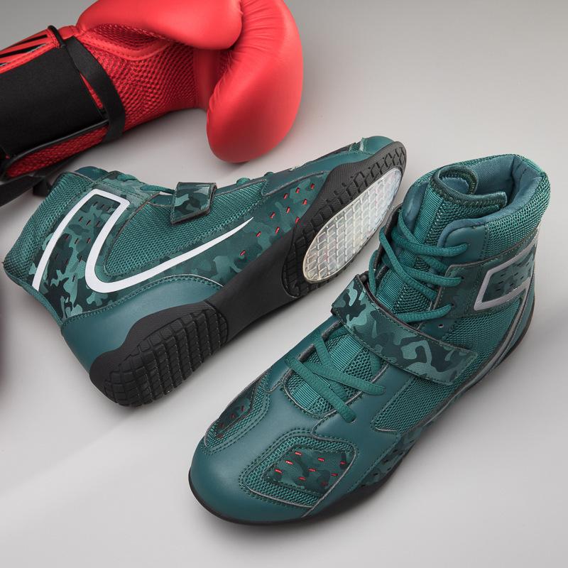 

New male and female couples high tube breathable non-slip wrestling shoes light Sanda training 47
