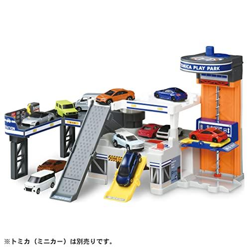 TAKARA TOMY Tomica Spread and Play! Tidy-up Play Park Mini Car Toy for Ages 3 and Up
