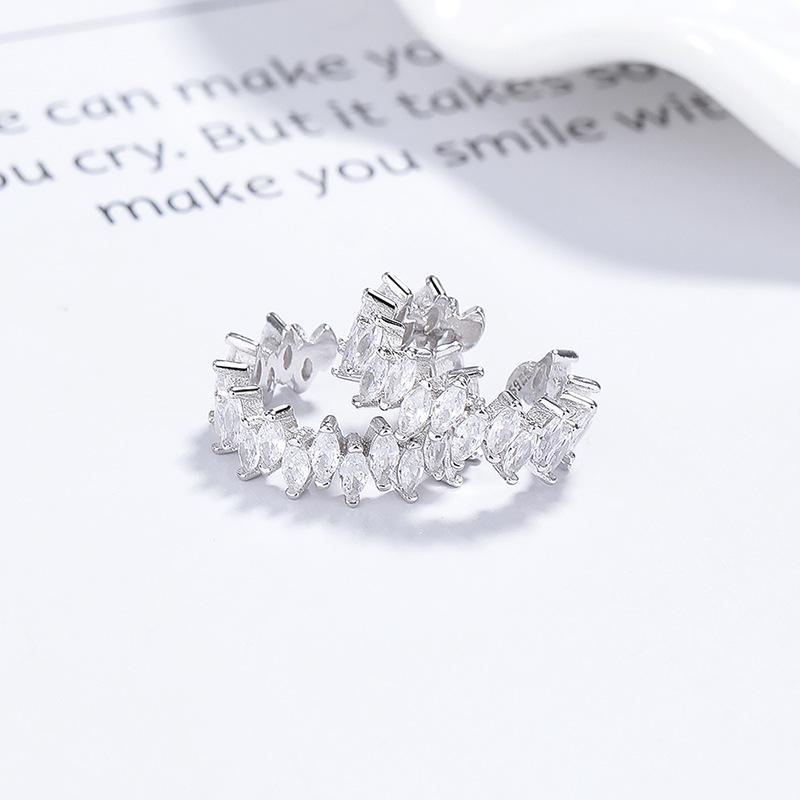 925 Sterling Silver Rhombus Zirconia Ear Clip - Women s Geometric Design, Niche Temperament Earring Accessory. 925 Sterling Silver