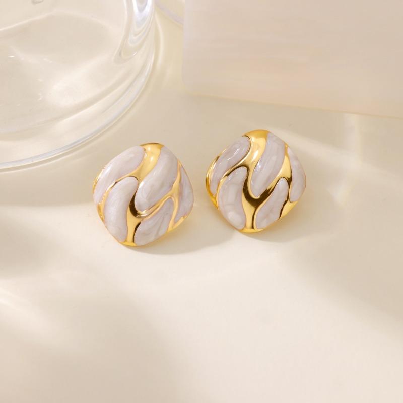 New retro temperament stud earrings love dripping oil high-end niche stainless steel earrings earrings women