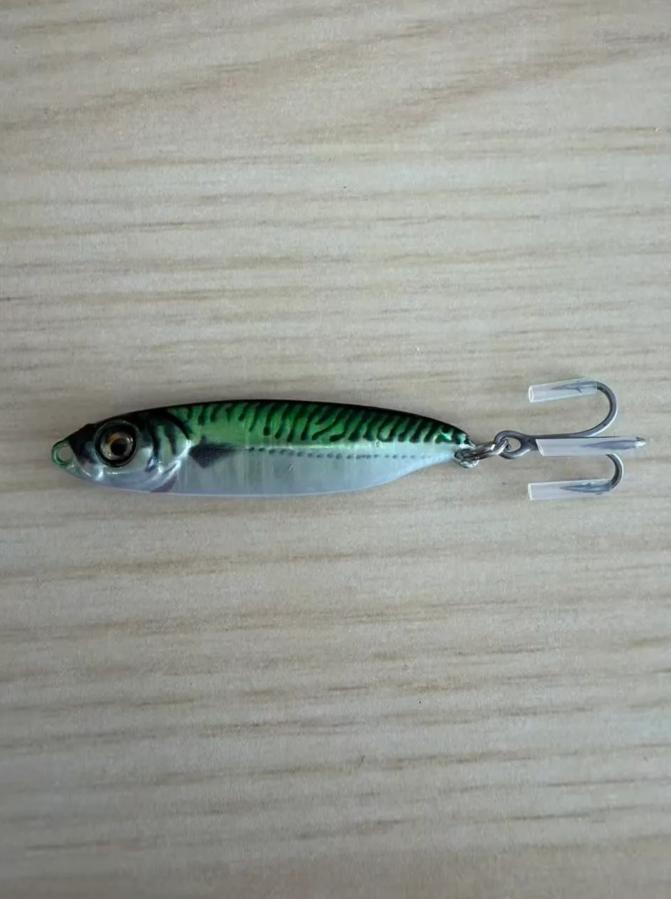 Metal Fishing Lure Blue Blade 10g Color #1 Long Cast for Predatory Fish