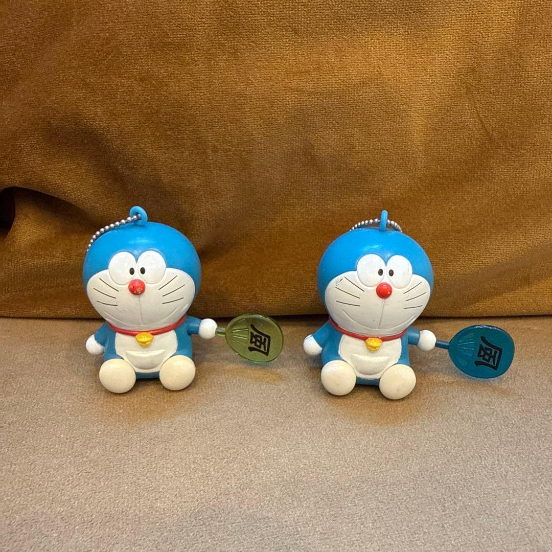 Doraemon wind-up mascot set of 2