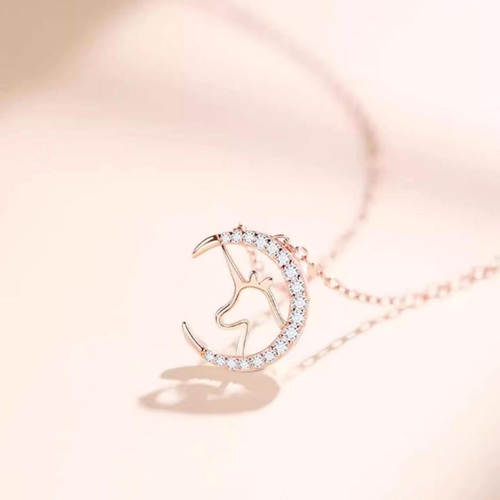 Korean-Style Unicorn Necklace for Women – Niche Design, 'I Have You' Collarbone Chain, Trendy Gift for Best Friends, Christmas Special