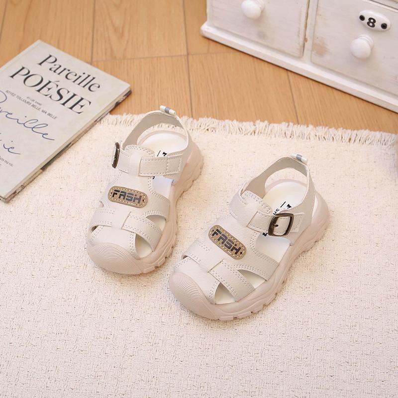 Kids Summer Beach Sandals: Trendy Non-slip Closed-Toe Velcro Shoes for Toddlers and Boys EU 26