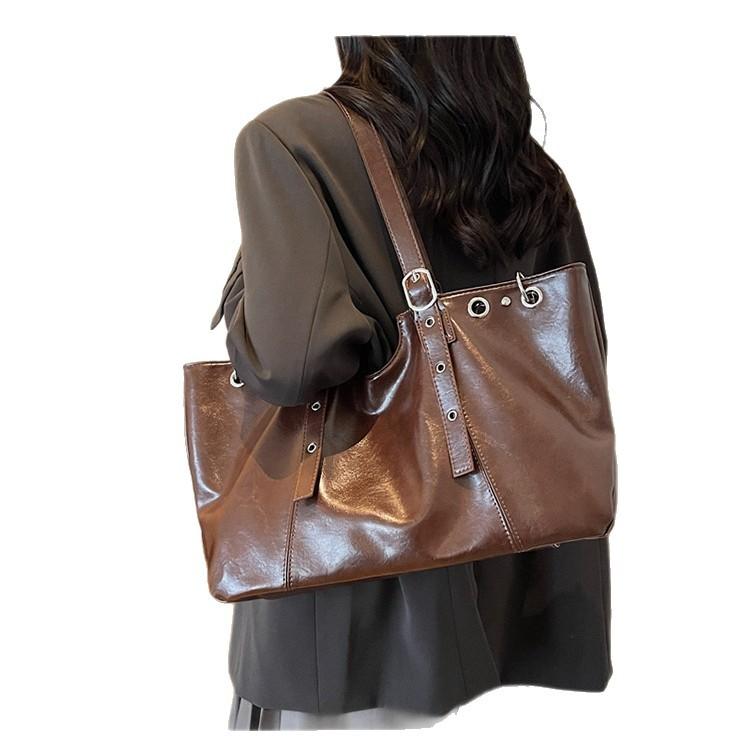 Niche Design Portable Tote Bag Women'S New Trendy Commuter Large-Capacity Bag High-End Shoulder Armpit Bag