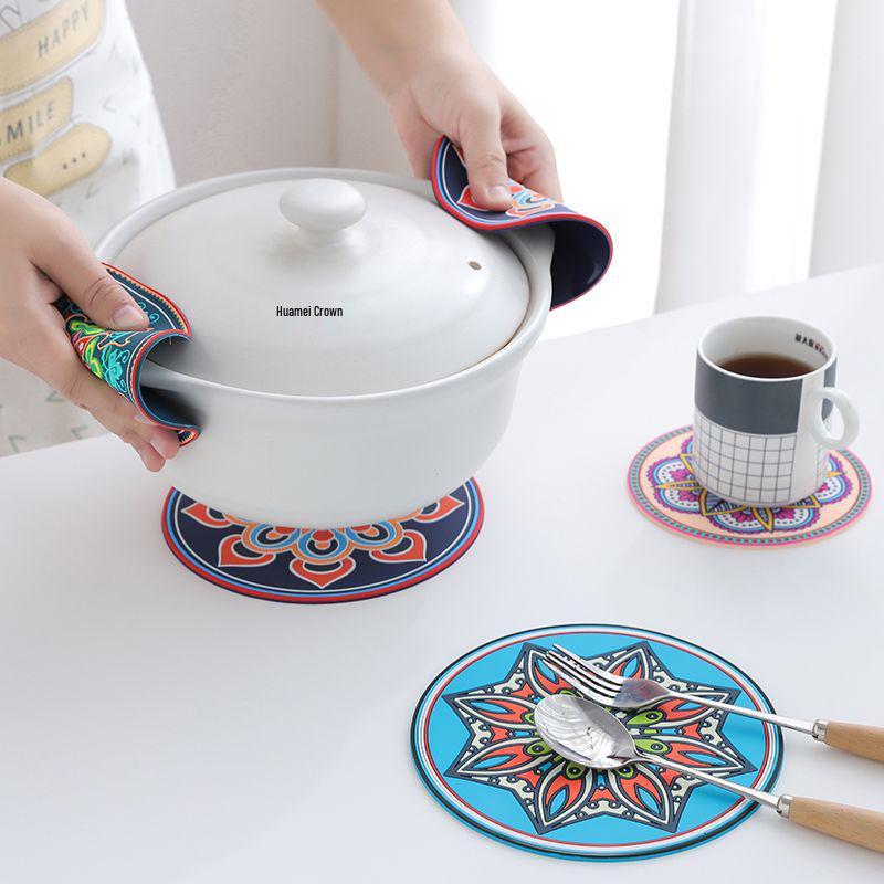 Large 3D Ethnic Style Silicone Heat-Resistant Placemat & Coaster Set