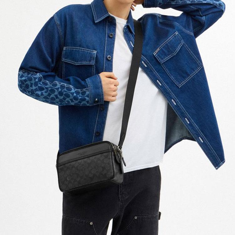 Coach Graham 23 Brand Logo Adjustable Shoulder Strap Faux Leather And Cowhide Crossbody Bag Medium Men crossbody bag Black CV921-QBMI5