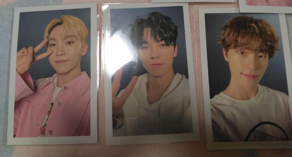 [USED] SEVENTEEN CARAT LAND 2023 Hoodie Trading Card Set