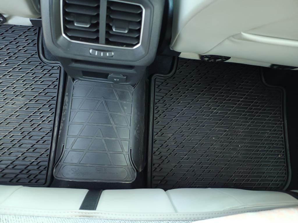 Rohož do zadní příčky (Stingray Premium) pro Volkswagen Tiguan 2016-2023