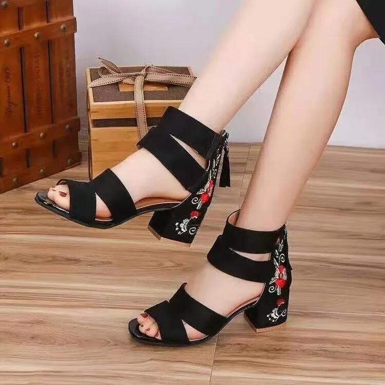 2025 New Shoes for Women Ankle-Wrap Women's Sandals Summer Black Embroidered Mid-heel Sandals Elegant Open Toe Square Heel Mujer