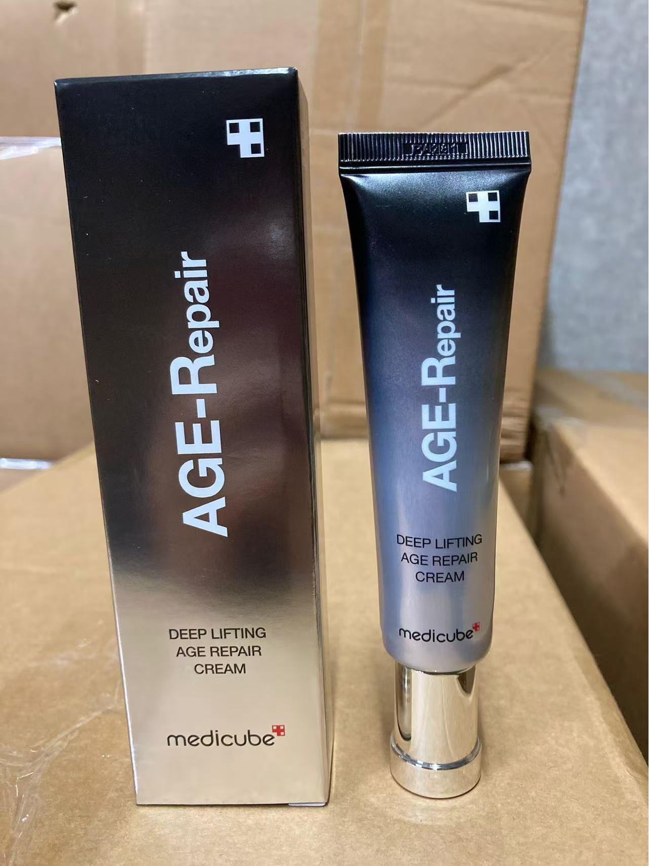 Набор коллагеновой уходовой косметики Kim Hee-sun от Medicube – Сыворотка-ампула, Сыворотка, Солнцезащитный крем, Средство для умывания, Глиняная маска