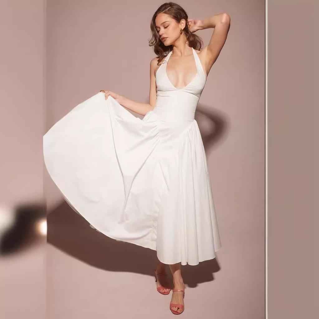 Autumn 2024 French Socialite Deep V-Neck Halter Pleated Slimming Dress