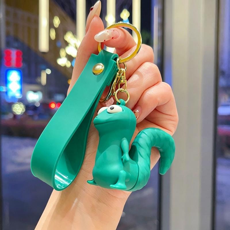 Cartoon Beaver Keychains Toms Lizard Keychain Hanging Ornament for Bag Backpack Anime Figure Keyring Accessories Party Gift