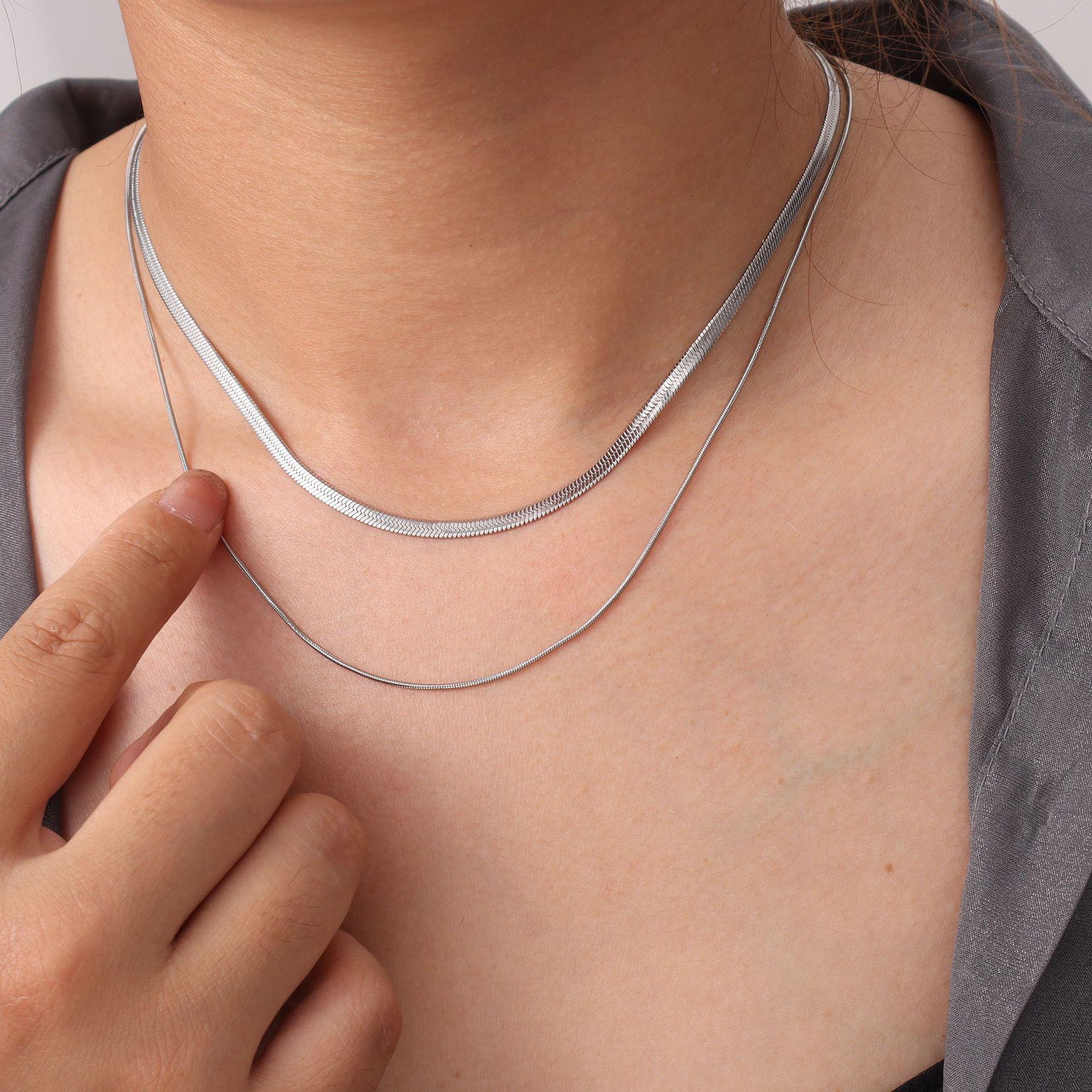 

1 шт., двухслойное ожерелье из нержавеющей стали в виде перекрывающейся змеиной кости, модное ювелирное изделие из нержавеющей стали, подарок для матери, рождественский ювелирный подарок 50cm серебряный