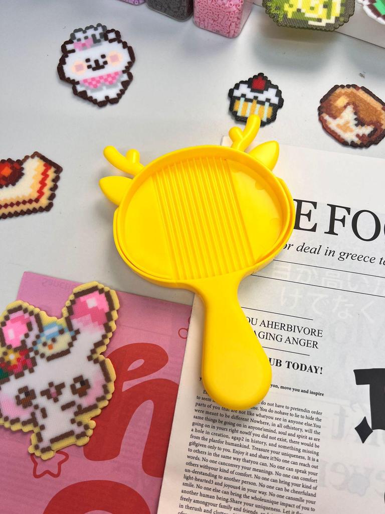 Handmade Perler Bead Tool Set with Base Plate, Non-Stick Collector, and Multi-functional Scoop