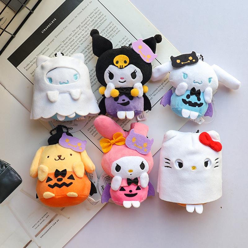 Bambola di Hello Kitty per Halloween Cinnamoroll Kuromi Kawaii Peluche Fantasma Ciondolo Portachiavi Accessori per Borsa Regali di Compleanno Giocattoli di Halloween