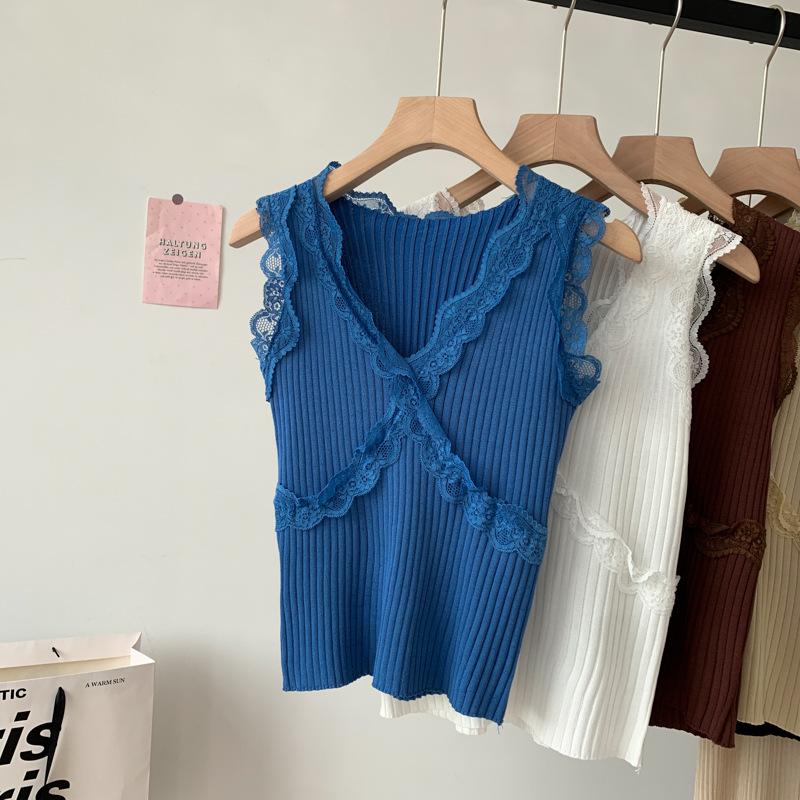 Summer New Sexy Lace Halter Vest Women Inside The Top V-neck Ice Silk Slimming Bottom Knitwear