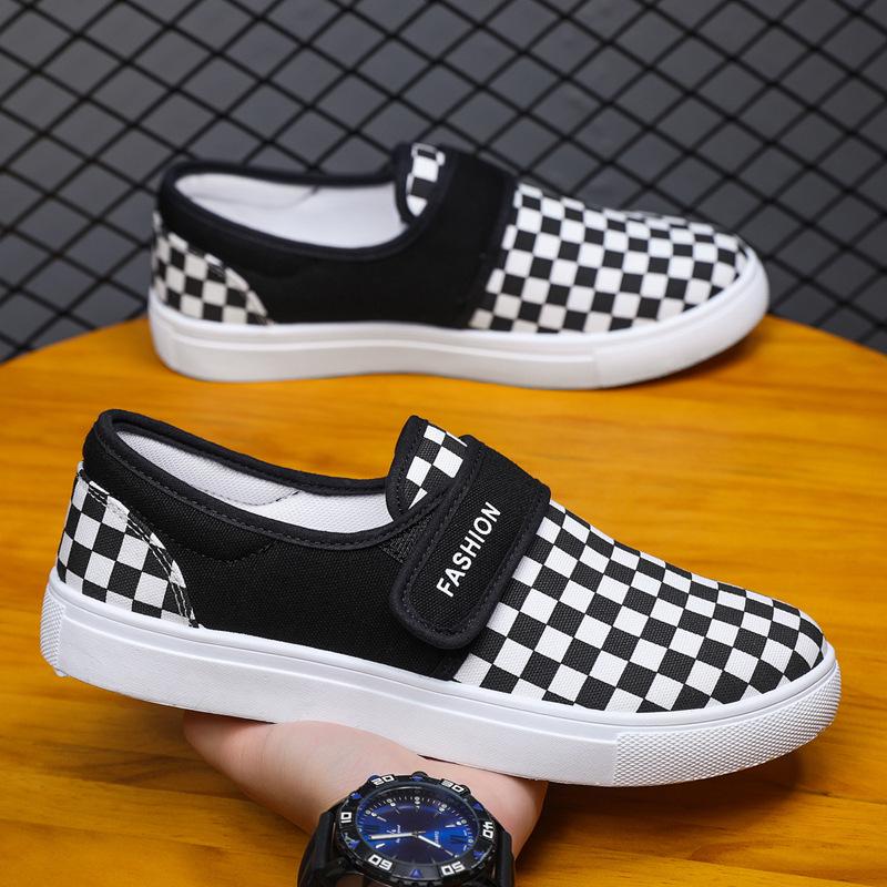 2025 New Canvas Sneakers: Trendy Korean-Style Men's Casual Shoes in Extra-Large Sizes