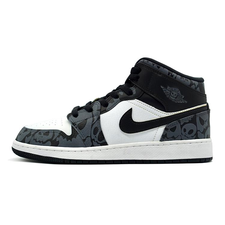 

Jordan Air Jordan 1 Vintage Basketball Shoes Men s Mid top Black/White/Gray 554724-170(TeamR-) 44