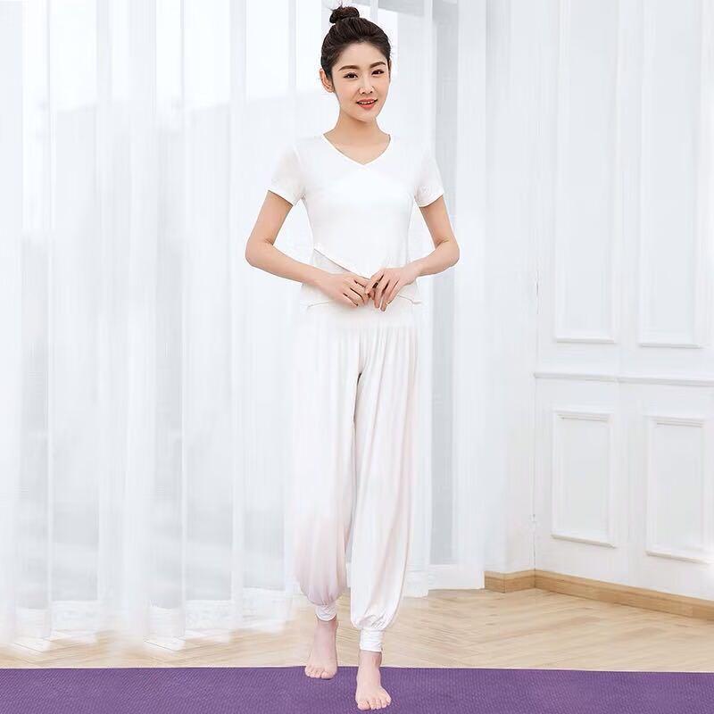 Jun Shi Wu Yun Women s Fall Yoga Set