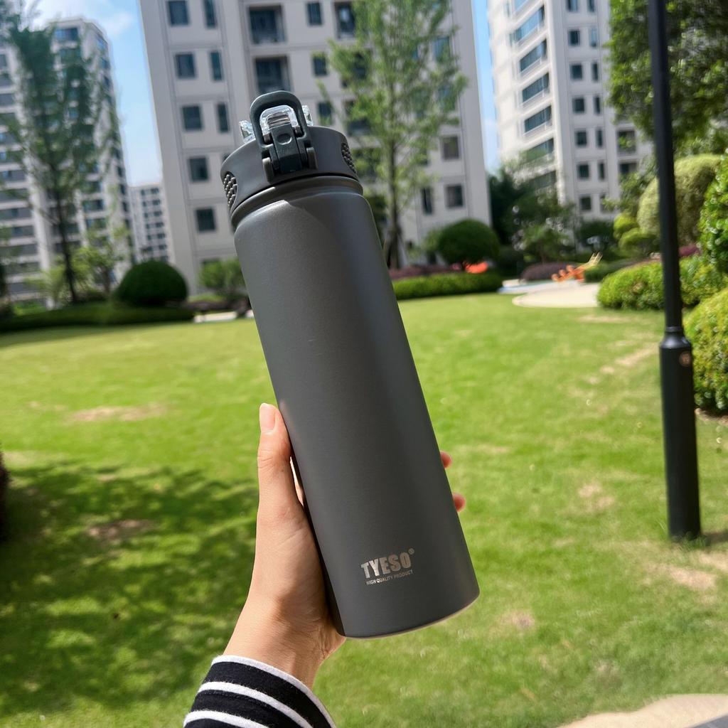 TYESO 600/750ML Stainless Steel Thermos Bottle Keeps Cold and Heat Thermal Mug Car Thermal Water Bottles for Valentine's Day