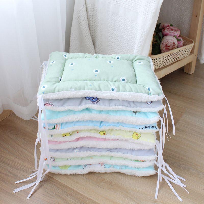 

Pet Supplies Dog Cat Bunny Special Matching Mat Foster Care Mat Pet Fixed Cushion Cat Cage Dog Cage Strap 20*30cm Strap mat random