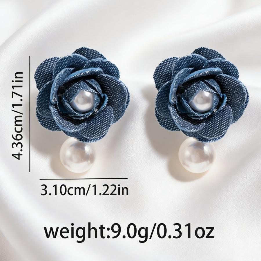 European and American new earrings, geometric fabric small fragrant style inlaid pearl design flower stud earrings versatile earrings