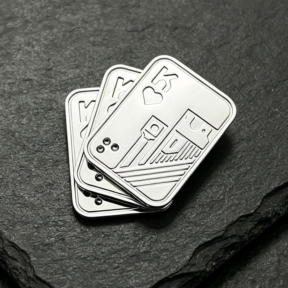 Triangle Rotating Spinner: EDC Three-Ring Snap Coin Decompression Hand Toy