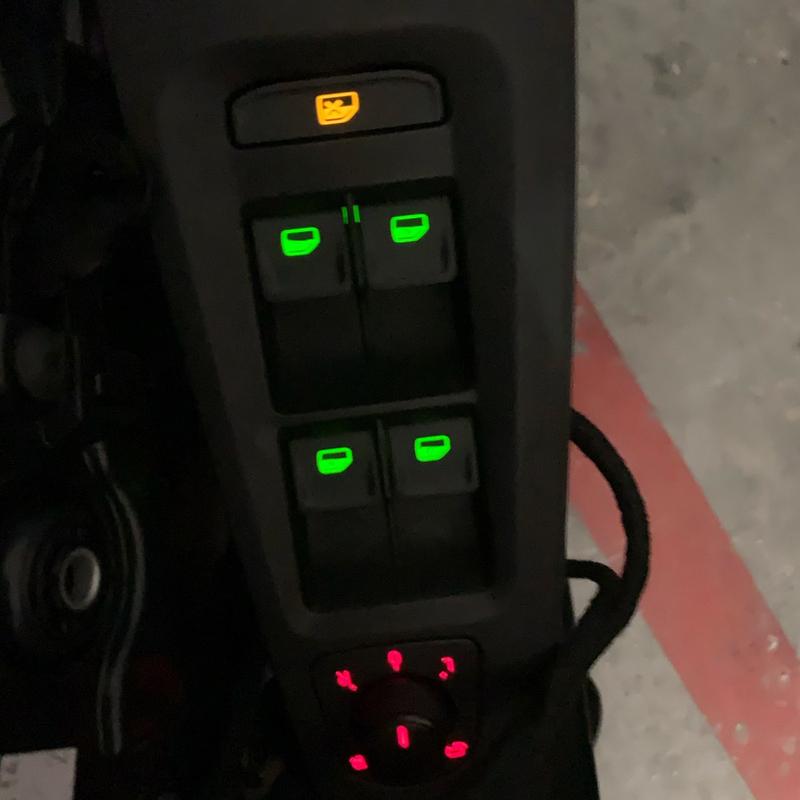 

For SKODA OCTAVIA 3 2012 2013 2014 2015 2016 2017 2018 Master Power Window Switch OE/OEM 5E0 959 857