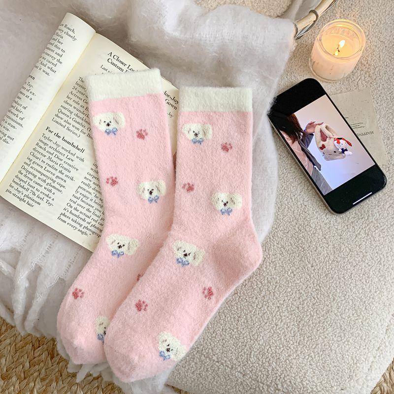 Fleece Verdickte Thermosocken Australische Fleece Mittelhohe Socken Plüsch Schlafsocken Cartoon Welpe Nahtlose Strümpfe