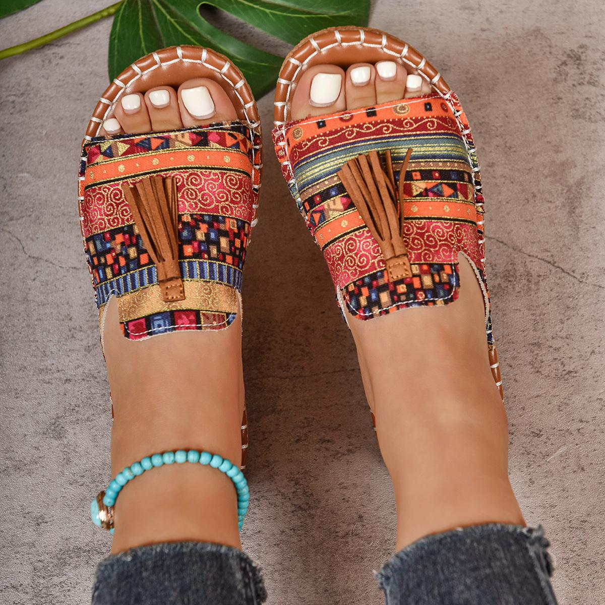 

Женские сандалии с кисточками, летние повседневные туфли на плоской подошве, легкие сандалии, пляжные сандалии с мягкой подошвой в знаменитом стиле. 36