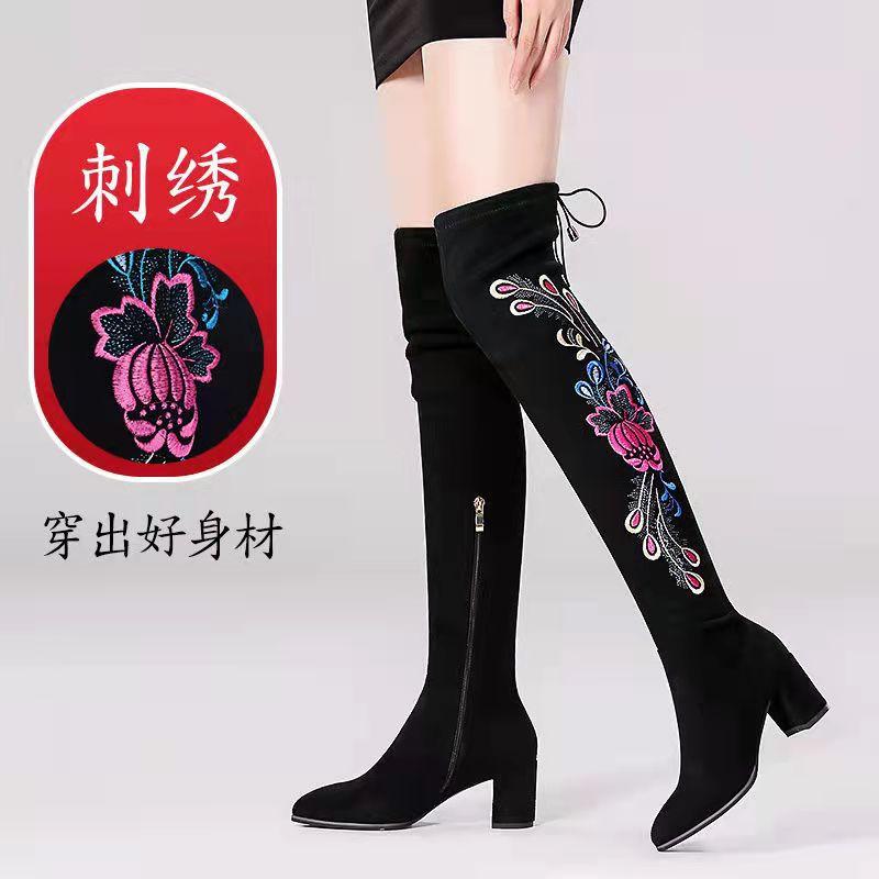 

Женские вышитые длинные сапоги, осенние новые туфли на высоком каблуке без застежек, заостренный носок, женские длинные сапоги выше колена из эластичной ткани в рыцарском стиле 40 чёрный