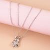2Pcs Magnet Attraction Double Hand Necklaces Pendants Women Romantic Jewelry Stainless Steel Chain Nuptial Wedding Occasion Necklaces Bff Present