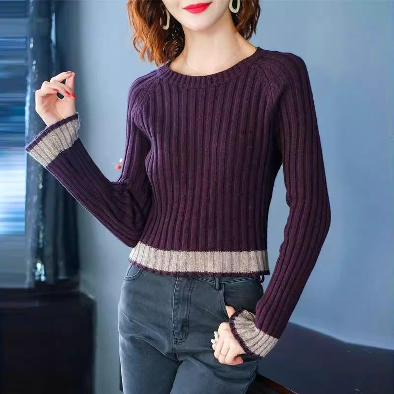 A New, Tight-fitting, Short, and Long-sleeved Knitted Sweater with A Round-neck and Striped Design for Autumn and Winter