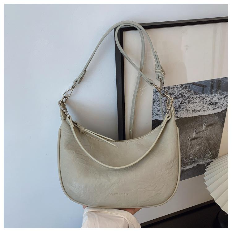 

2025 new small bag women s Sen Meng feeling crossbody dumpling bag niche design fashionable shoulder bag