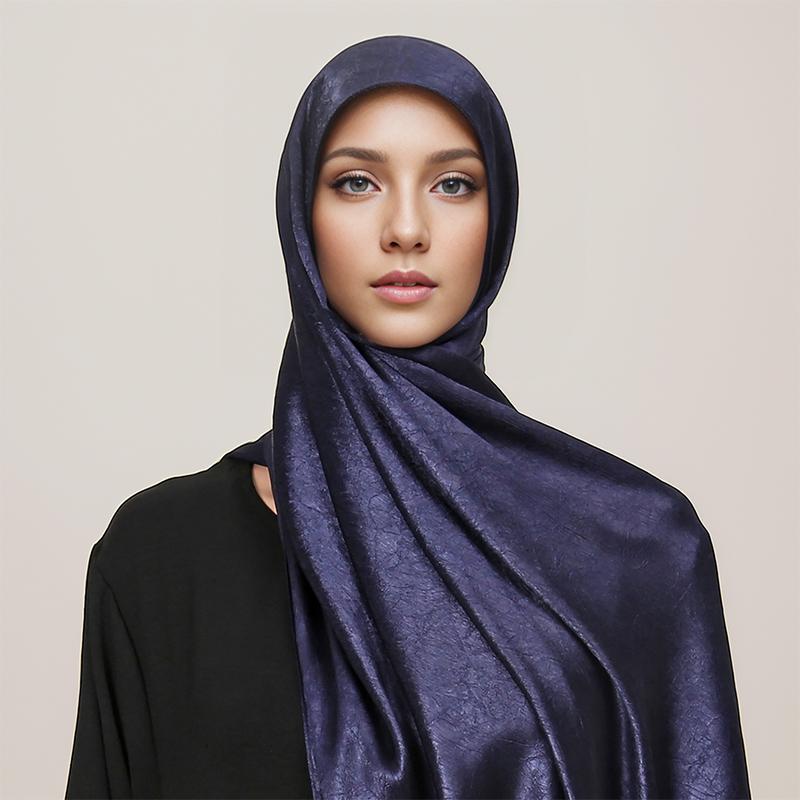 

2024 Fashion Muslim Ramadan Design Classic Shiny Silk Scarf Women Soft Hijab Solid Color Handband Shawls Wraps Scarves Stole