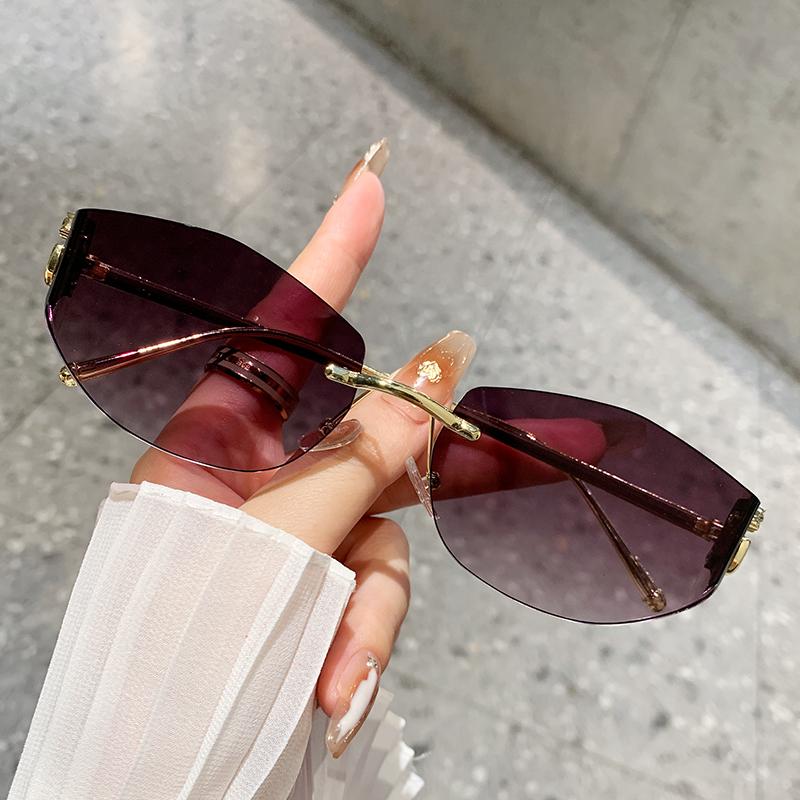 

High-End New Fashion Design Personalized Sunglasses Cat Eye Polygonal Trendy Sunglasses 90293